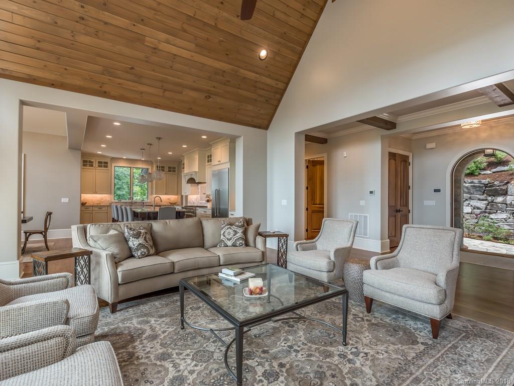 506 High Cliffs Road Hendersonville, NC 28739 - Photo 6 of 31 Gallery Image 6