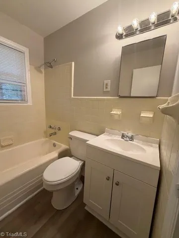 $1,075 | 1101 Easton Road, Greensboro, NC 27405