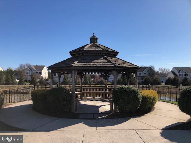 43427 Town Gate Square Chantilly, VA 20152 - Photo 4 of 22 Community Gazebo