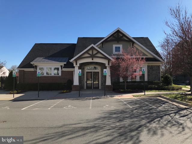 43427 Town Gate Square Chantilly, VA 20152 - Photo 7 of 22 Community Pool House