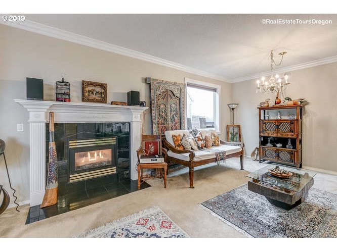 1528 Northwest Mayfield Road Portland, OR 97229 - Photo 11 of 23 Gallery Image 11