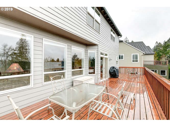 1528 Northwest Mayfield Road Portland, OR 97229 - Photo 20 of 23 Gallery Image 20