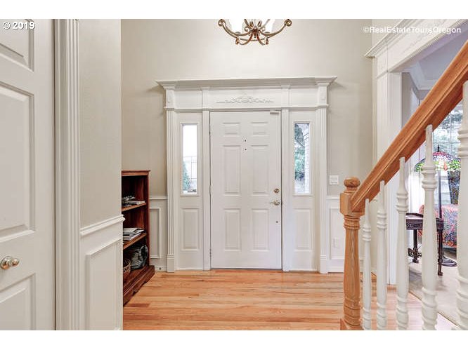 1528 Northwest Mayfield Road Portland, OR 97229 - Photo 9 of 23 Gallery Image 9