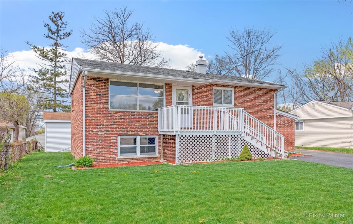 52 Wren Road Carpentersville, IL 60110 - Photo 3 of 24