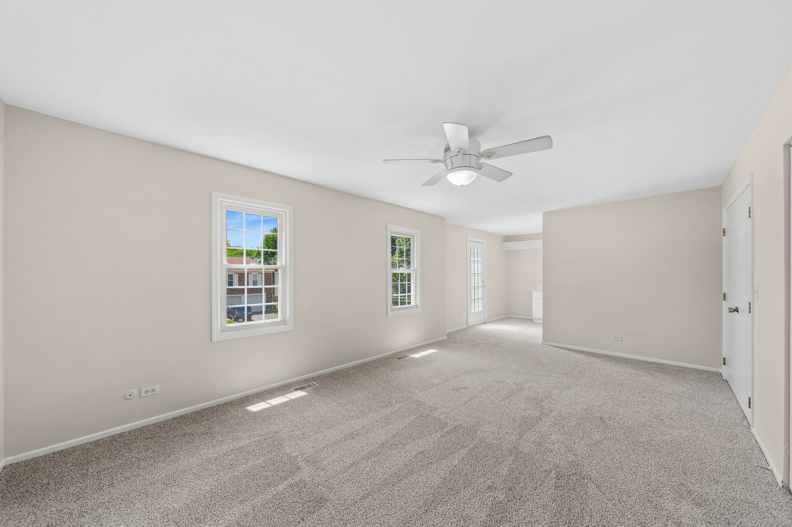 465 Ridgefield Drive Roselle, IL 60172 - Photo 21 of 32
