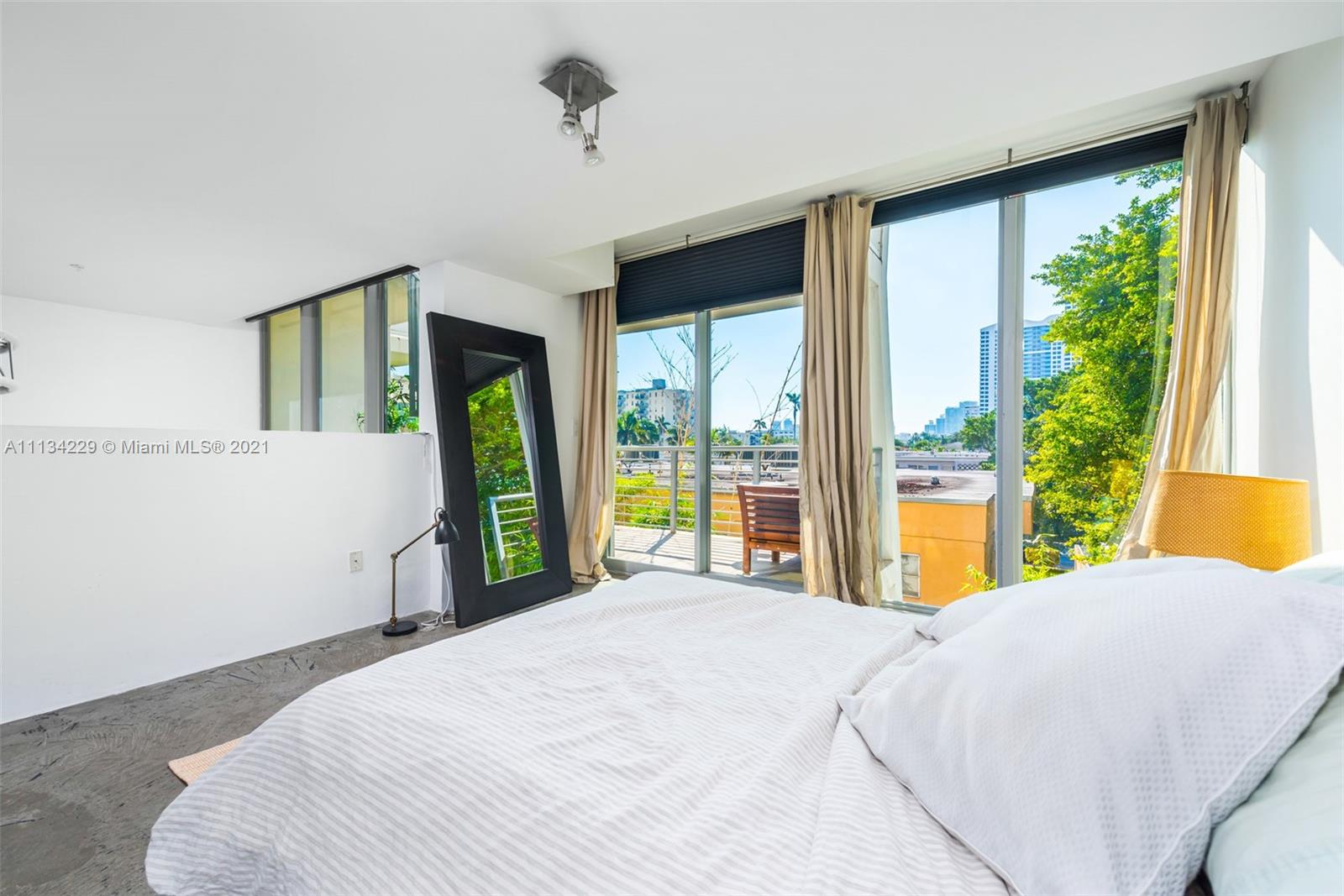 1577 Bay Road, Unit 207 Miami Beach, FL 33139 - Photo 7 of 15 Gallery Image 7