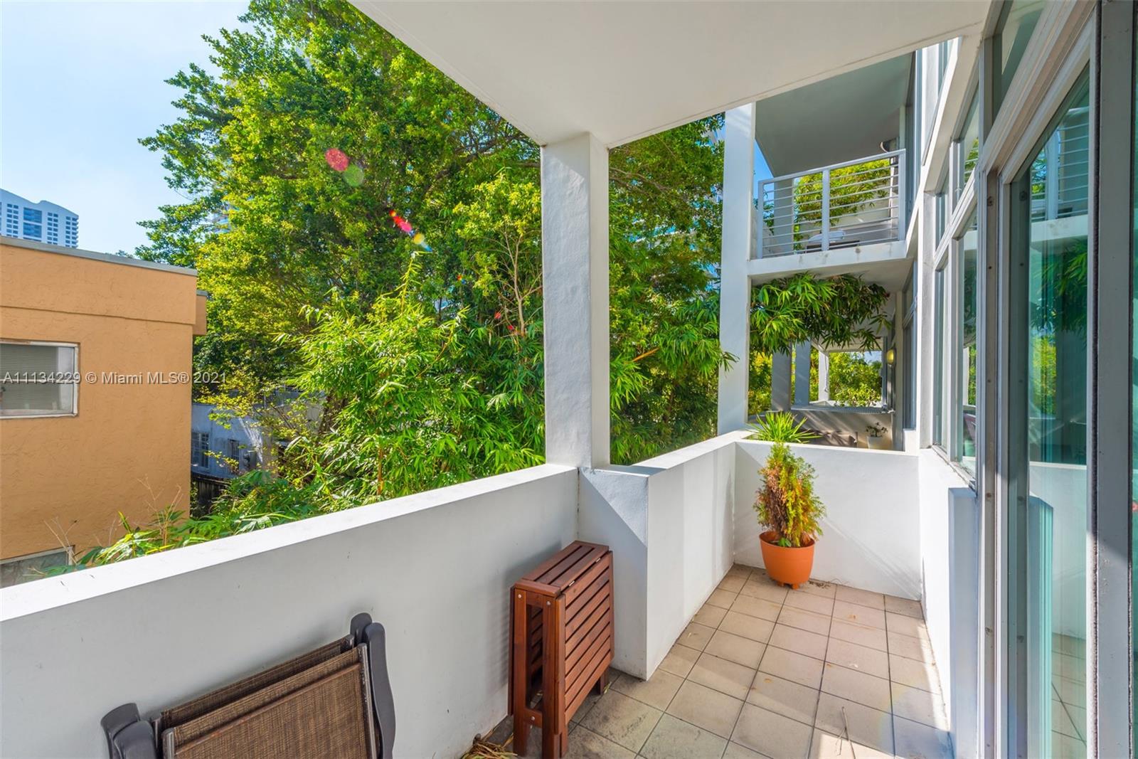 1577 Bay Road, Unit 207 Miami Beach, FL 33139 - Photo 10 of 15 Gallery Image 10