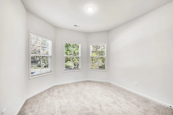 a view of a livingroom with closet