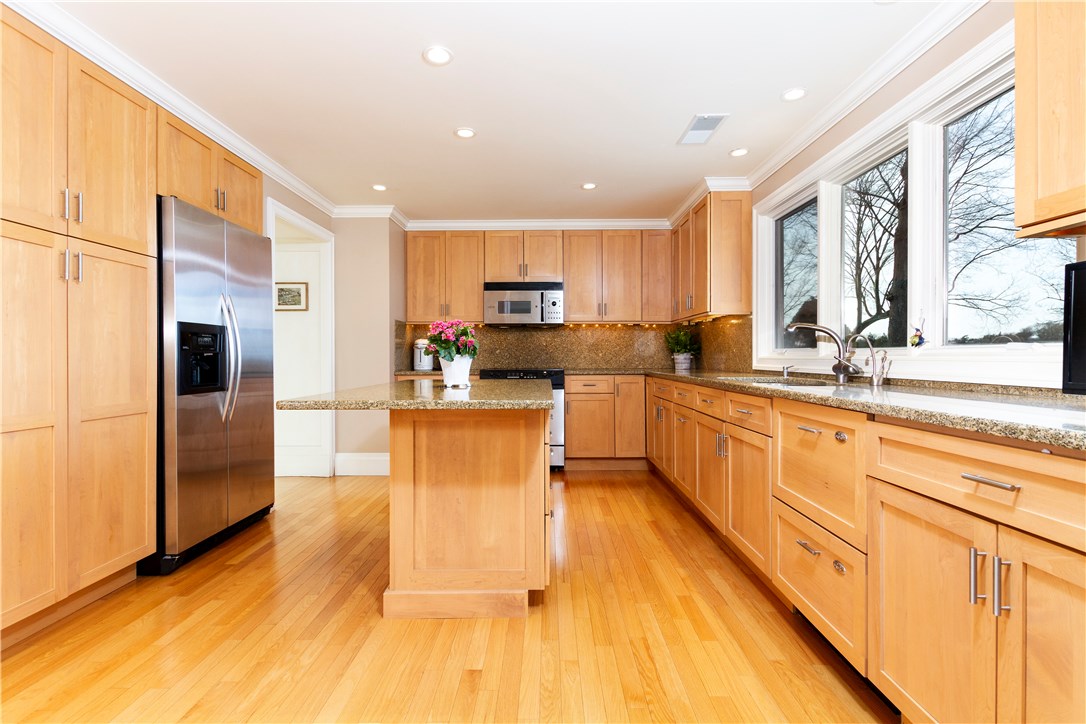 25 Pojac Point Road North Kingstown, RI 02852 - Photo 15 of 40