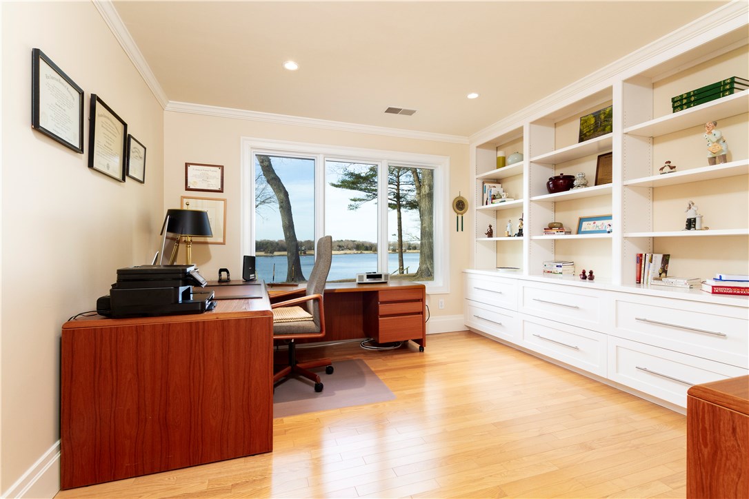 25 Pojac Point Road North Kingstown, RI 02852 - Photo 18 of 40