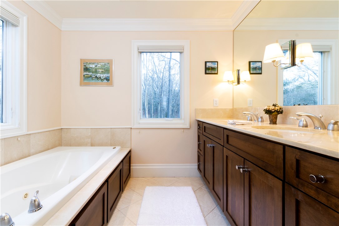 25 Pojac Point Road North Kingstown, RI 02852 - Photo 23 of 40