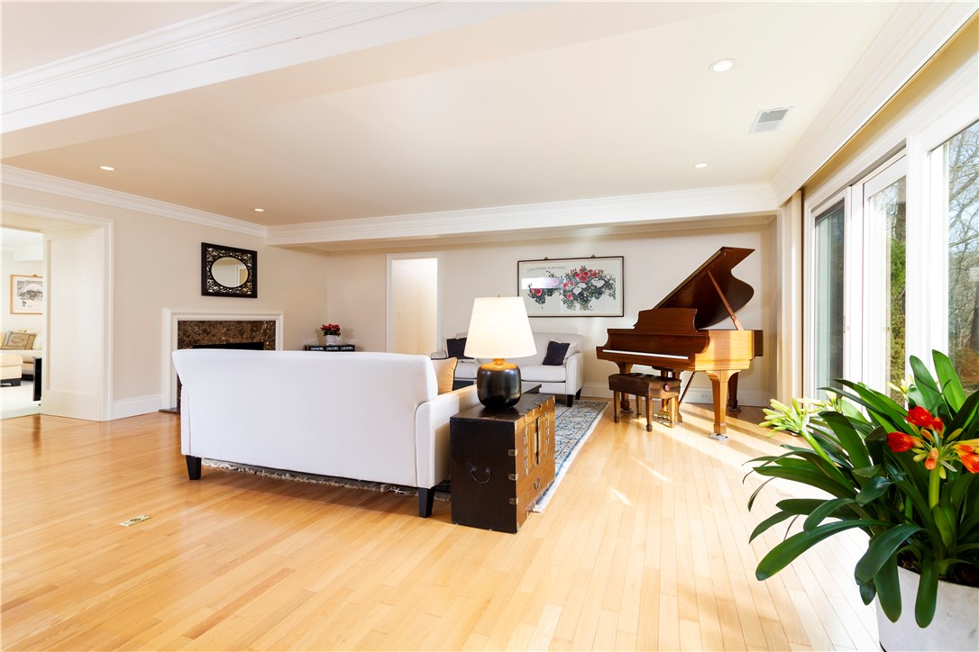 25 Pojac Point Road North Kingstown, RI 02852 - Photo 40 of 40 Light and bright open floor plan!