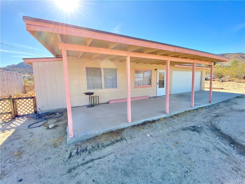 61881 Joshua Trail Joshua Tree, CA 92252 - Photo 4 of 22