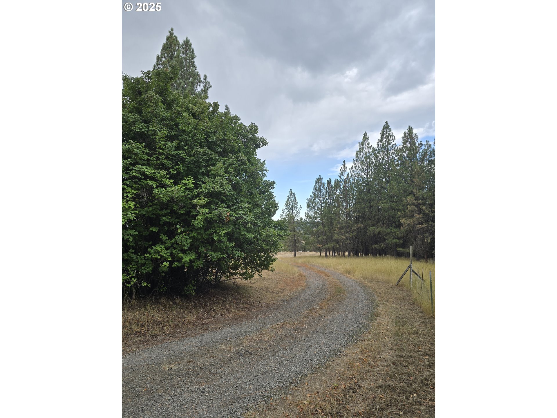 69443 Wickens Lane Elgin, OR 97827 - Photo 11 of 25