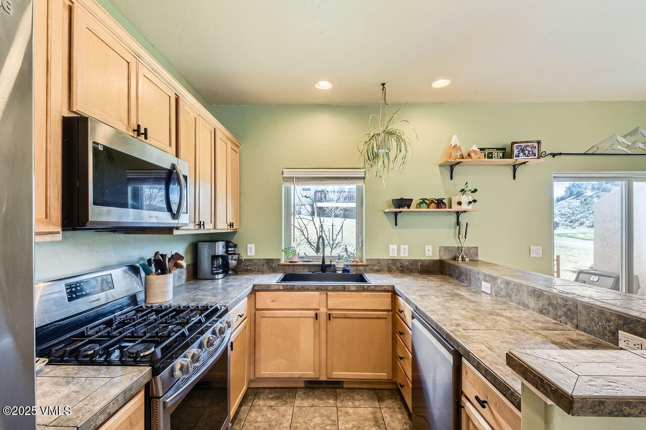 60 Mill Road, Unit I4 Eagle, CO 81631 - Photo 18 of 22 60 Mill Rd I-4 - MLS Sized - 011 - 13 Ki
