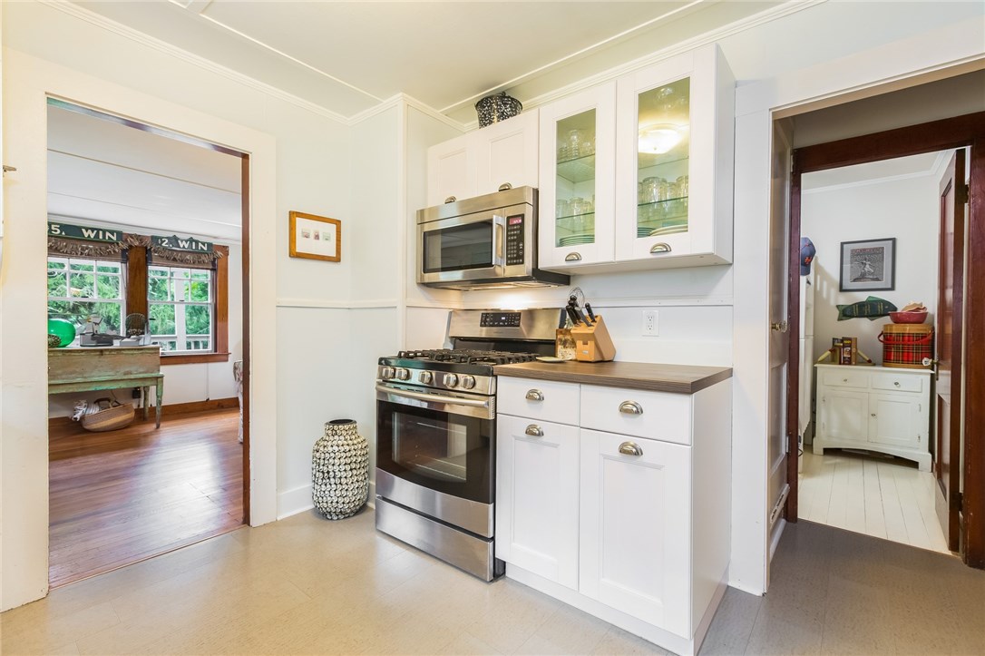 3727 Old Post Road Charlestown, RI 02813 - Photo 8 of 26