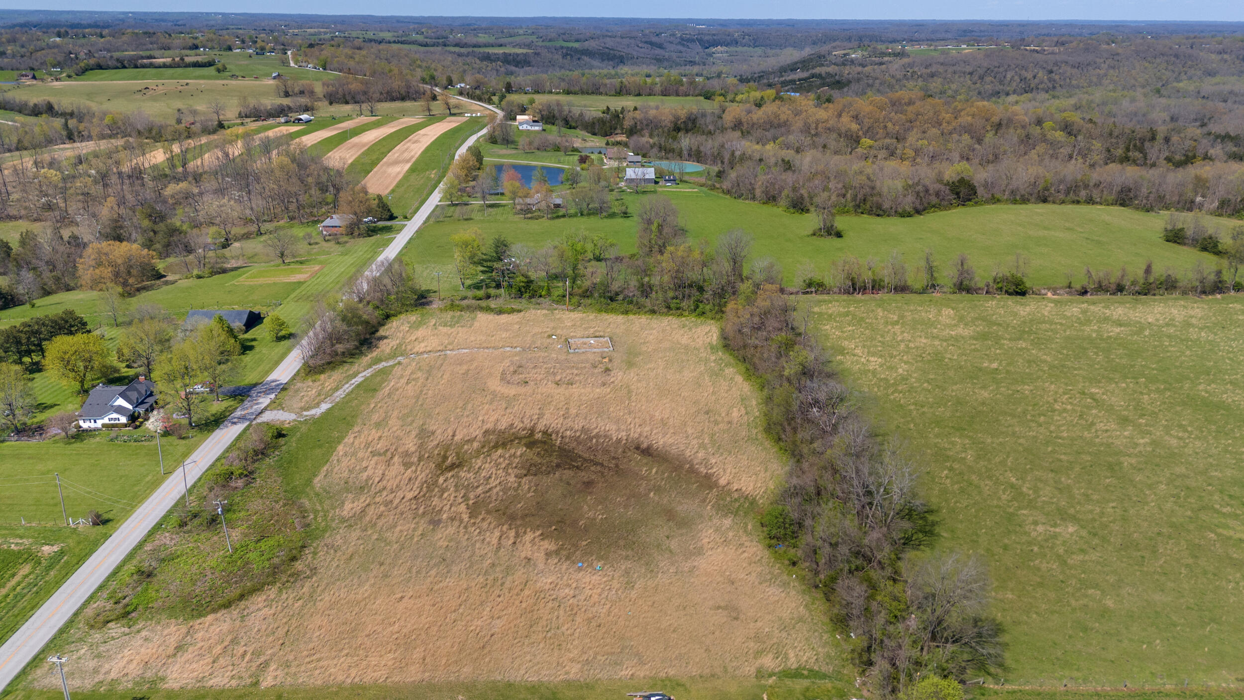 1320 College Hill Road Waco, KY 40385 - Photo 8 of 13 dji_20250416121750_0019_d