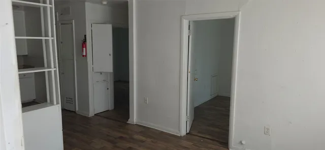 $890 | 2811 Iola Street, Unit 8, Houston, TX 77017