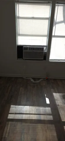 $890 | 2811 Iola Street, Unit 8, Houston, TX 77017