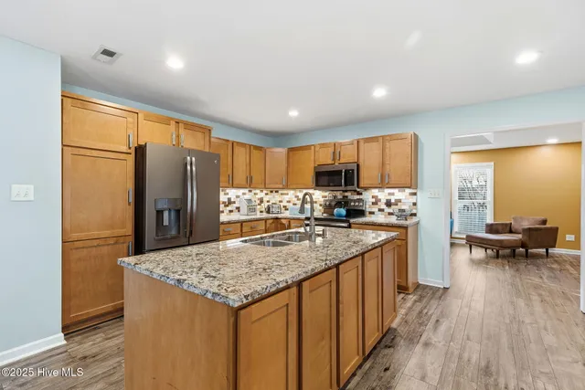 $525,000 | 3206 Monticello Drive, Wilmington, NC 28405