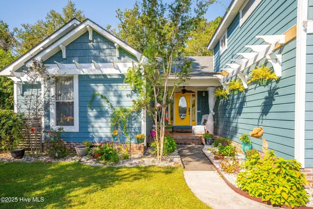 $525,000 | 3206 Monticello Drive, Wilmington, NC 28405