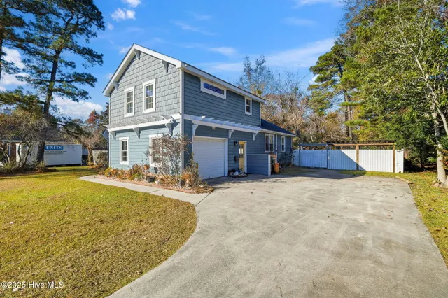 $525,000 | 3206 Monticello Drive, Wilmington, NC 28405