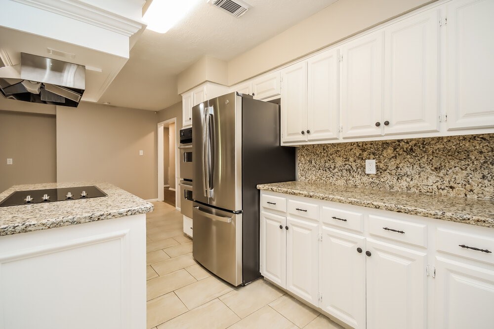 18 Laguna Road Montgomery, TX 77356 - Photo 7 of 16