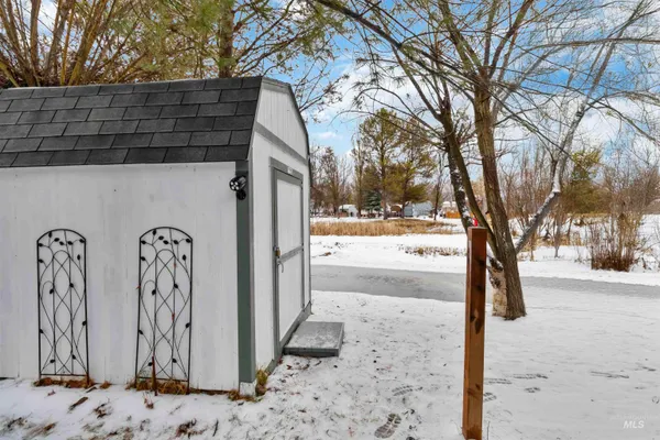 $320,000 | H05 North Sawyer Street, Cascade, ID 83611