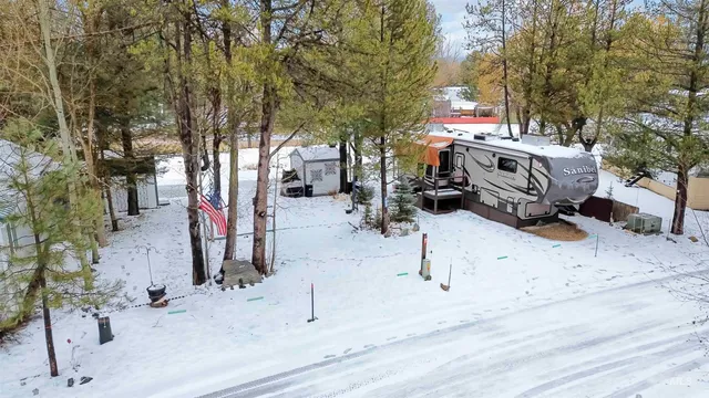 $325,000 | H05 North Sawyer Street, Cascade, ID 83611