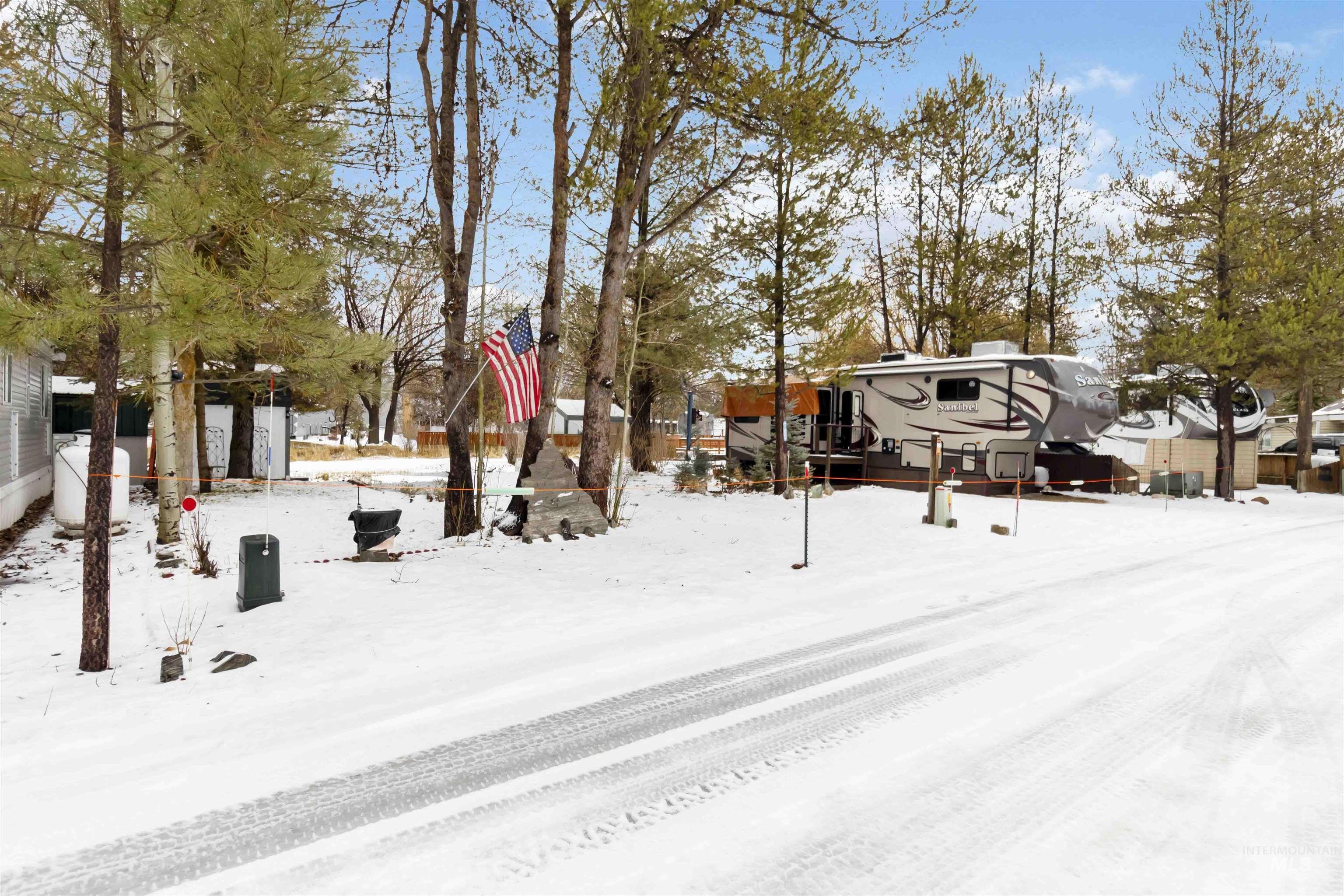 H05 North Sawyer Street Cascade, ID 83611 - Photo 3 of 40 View of snowy yard