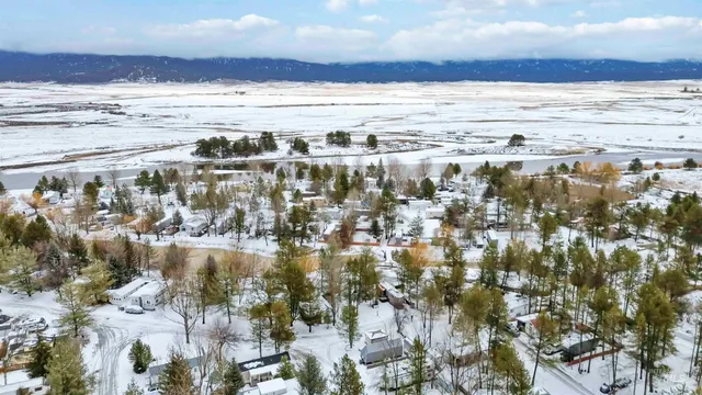 $325,000 | H05 North Sawyer Street, Cascade, ID 83611