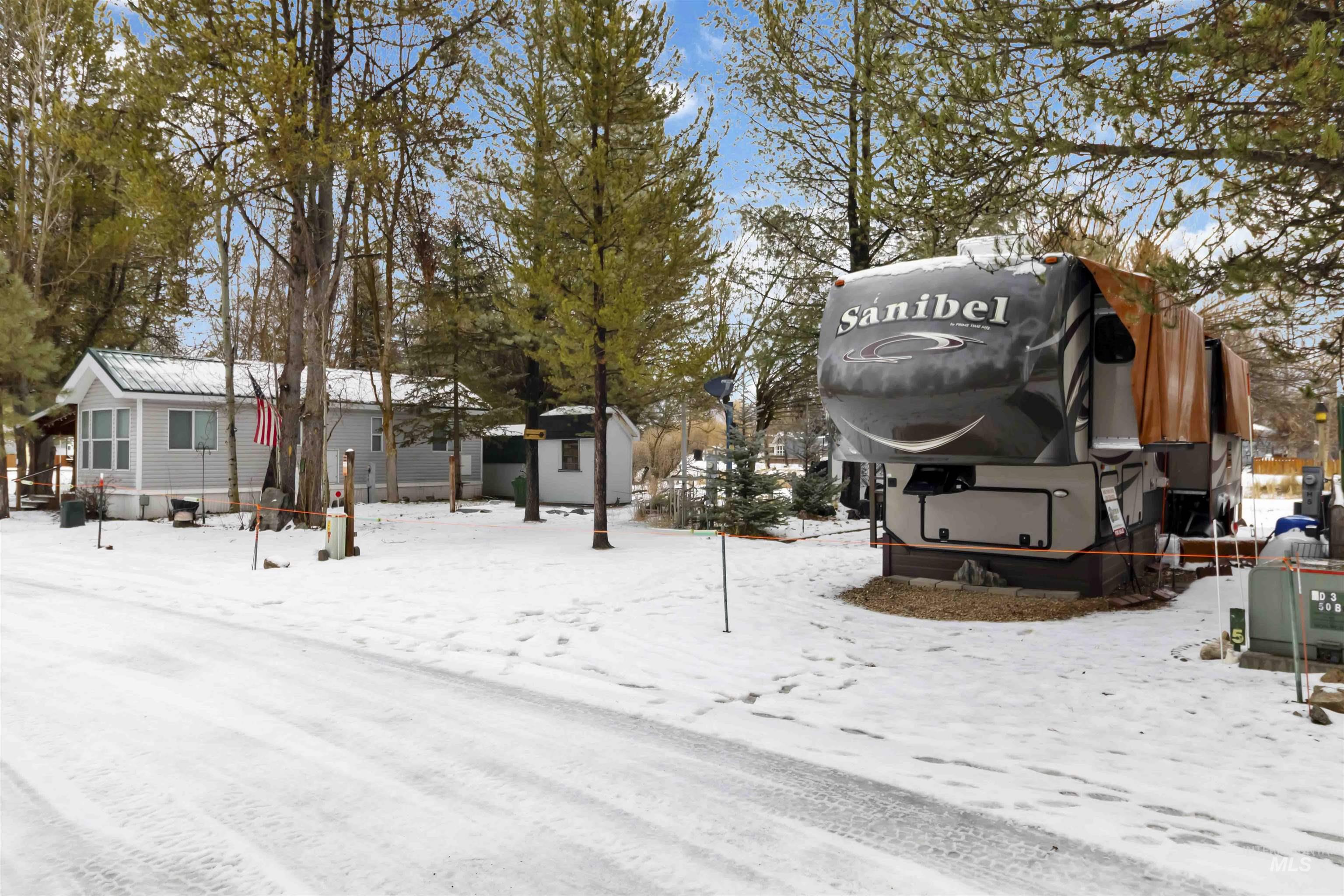 H05 North Sawyer Street Cascade, ID 83611 - Photo 37 of 40 View of yard covered in snow