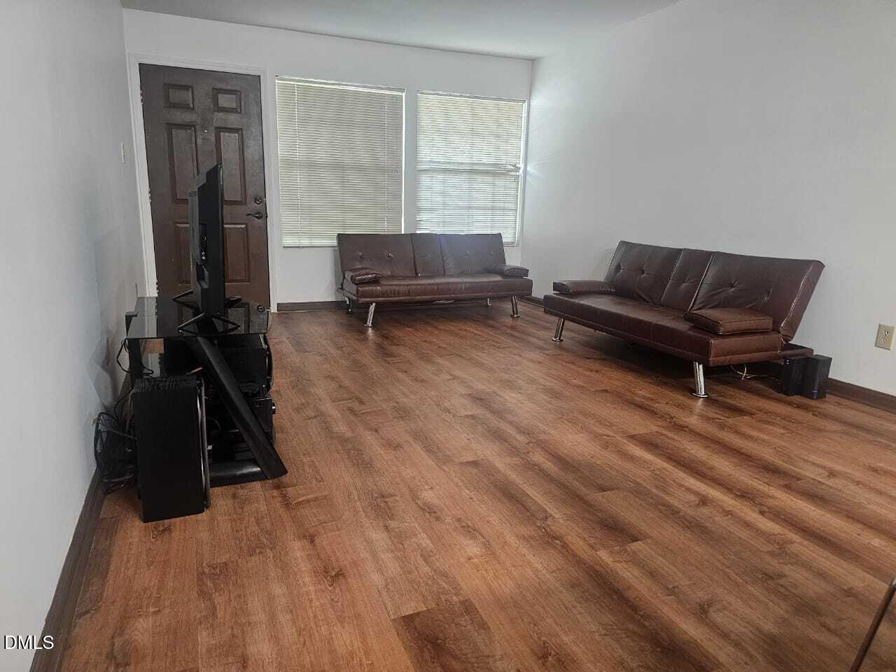 4907 Hollenden Drive, Unit 106 Raleigh, NC 27616 - Photo 7 of 24 4907 Living Room4