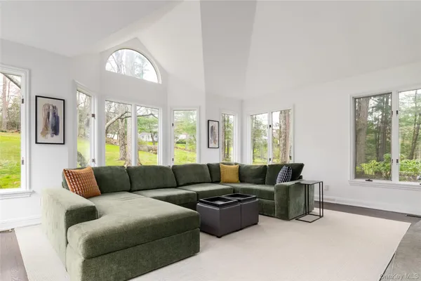 $2,599,000 | 12 Hampton Road, Purchase, NY 10577