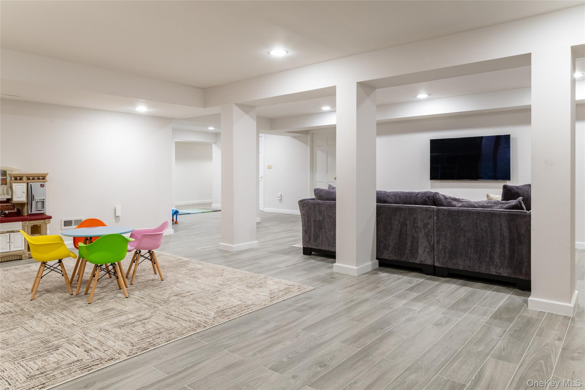 12 Hampton Road Purchase, NY 10577 - Photo 19 of 25