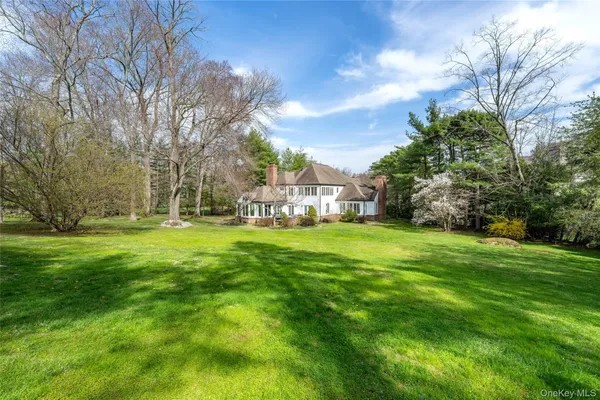 $2,599,000 | 12 Hampton Road, Purchase, NY 10577