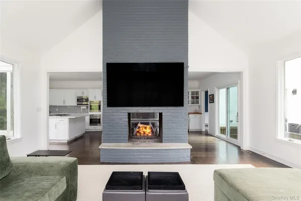 $2,599,000 | 12 Hampton Road, Purchase, NY 10577