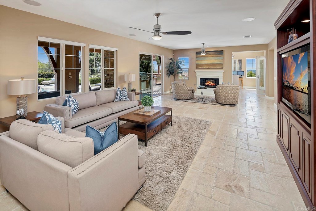 3207 Corte Bosque Carlsbad, CA 92009 - Photo 17 of 49