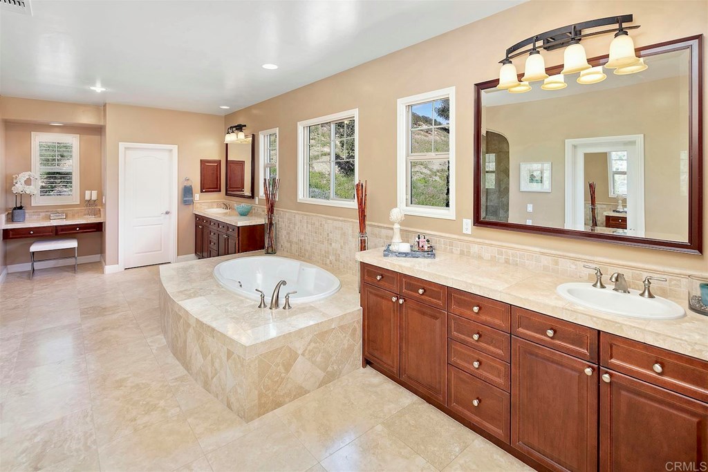 3207 Corte Bosque Carlsbad, CA 92009 - Photo 33 of 49