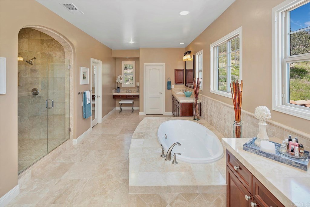 3207 Corte Bosque Carlsbad, CA 92009 - Photo 34 of 49