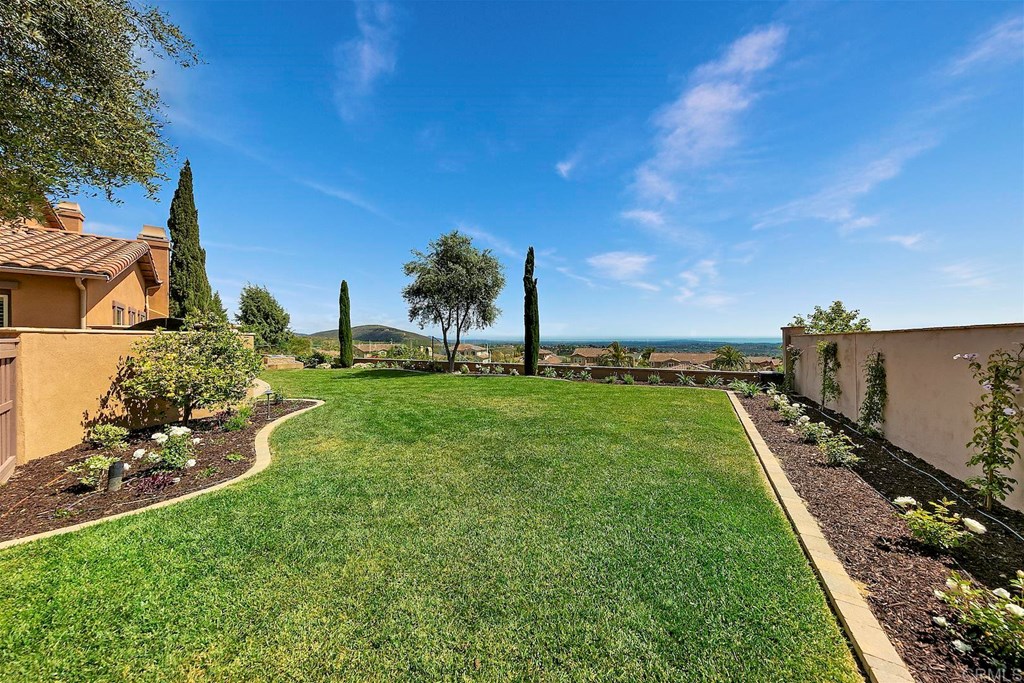 3207 Corte Bosque Carlsbad, CA 92009 - Photo 5 of 49