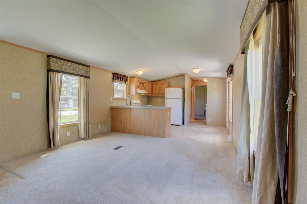146 Chestnut Hill Road Rochester, NH 03867 - Photo 8 of 20