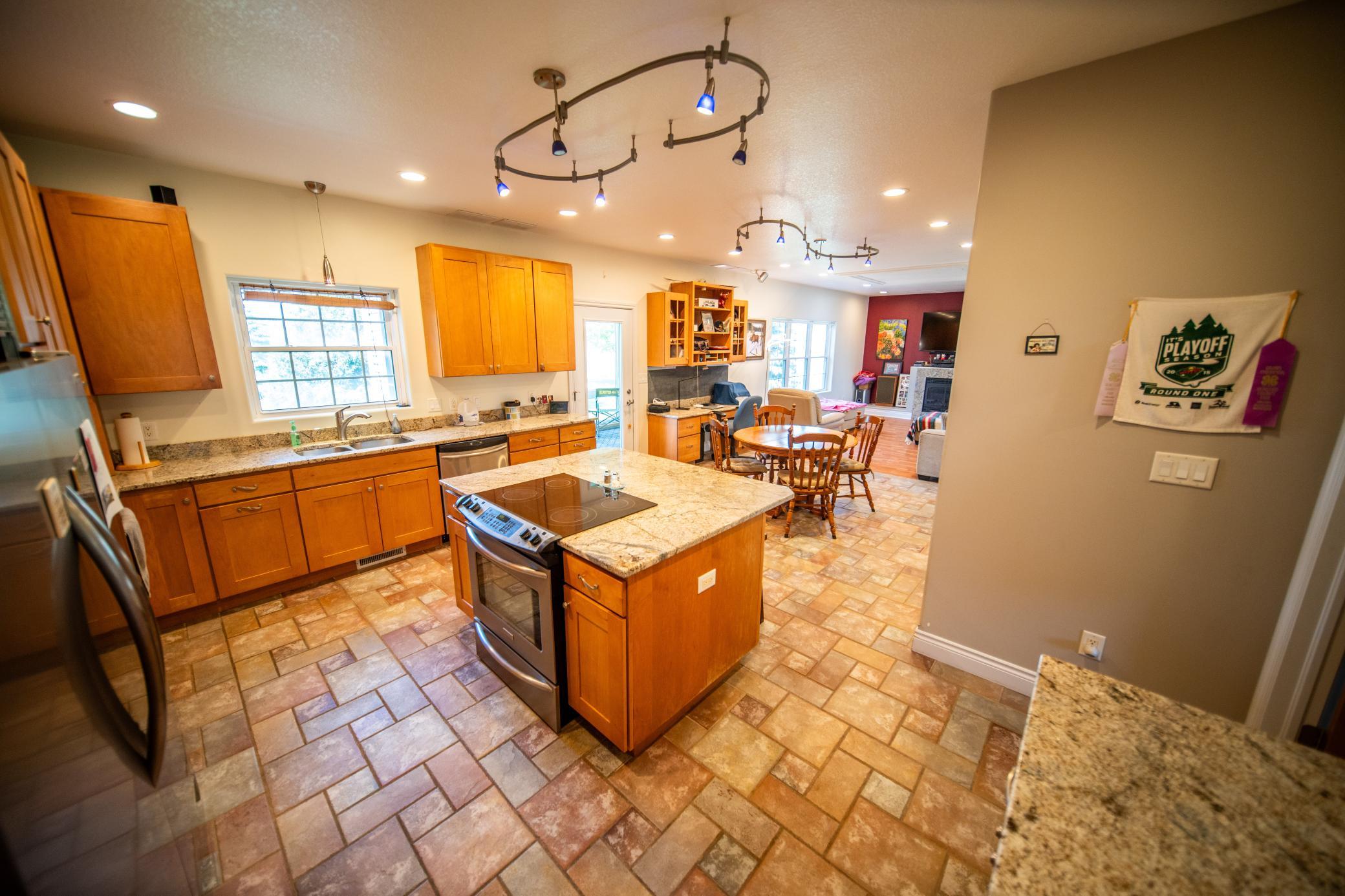 8229 10th Street Southwest Byron, MN 55920 - Photo 4 of 94