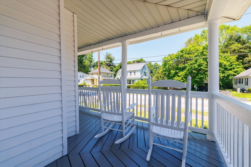 18 Healy Road Worcester, MA 01603 - Photo 3 of 20