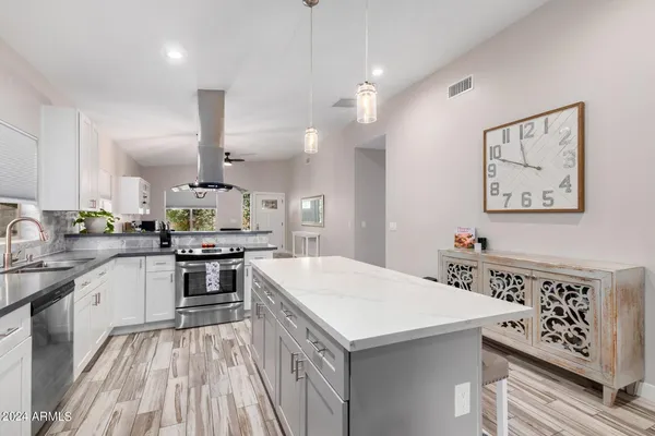 $2,500 | 2647 East Contention Mine Road, Phoenix, AZ 85032