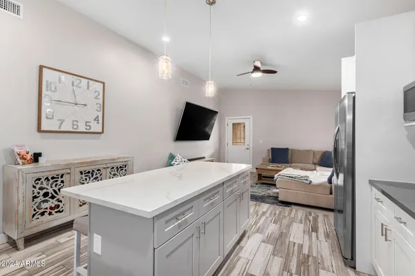 $2,500 | 2647 East Contention Mine Road, Phoenix, AZ 85032