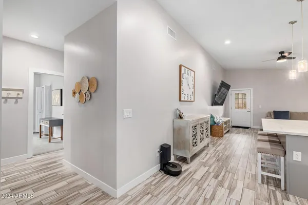 $2,500 | 2647 East Contention Mine Road, Phoenix, AZ 85032