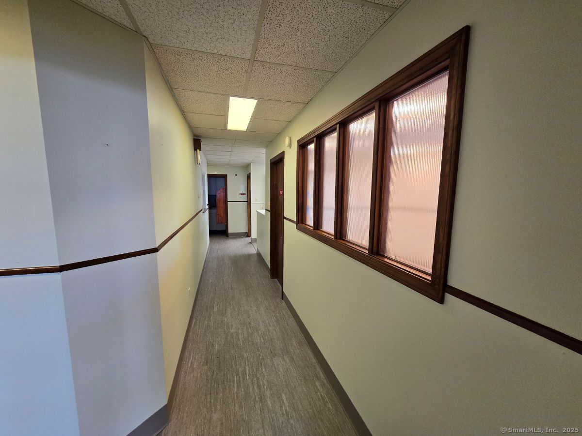 25 Clinton Street New Britain, CT 06053 - Photo 6 of 35