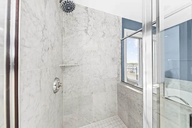 $499,900 | 1515 North Van Buren Street, Unit 513, Milwaukee, WI 53202