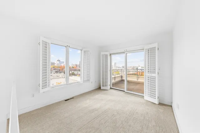 $499,900 | 1515 North Van Buren Street, Unit 513, Milwaukee, WI 53202